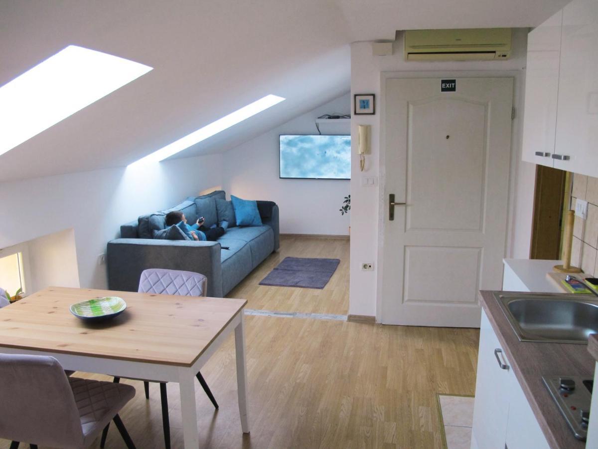 Apartment Ivna Pula Extérieur photo